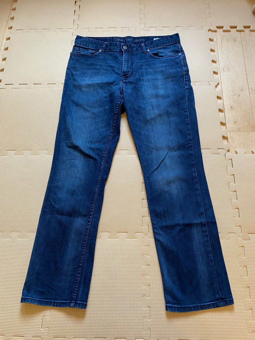 Calvin Klein Mens Slim Straight-Leg Jeans in Dark Blue 33x30